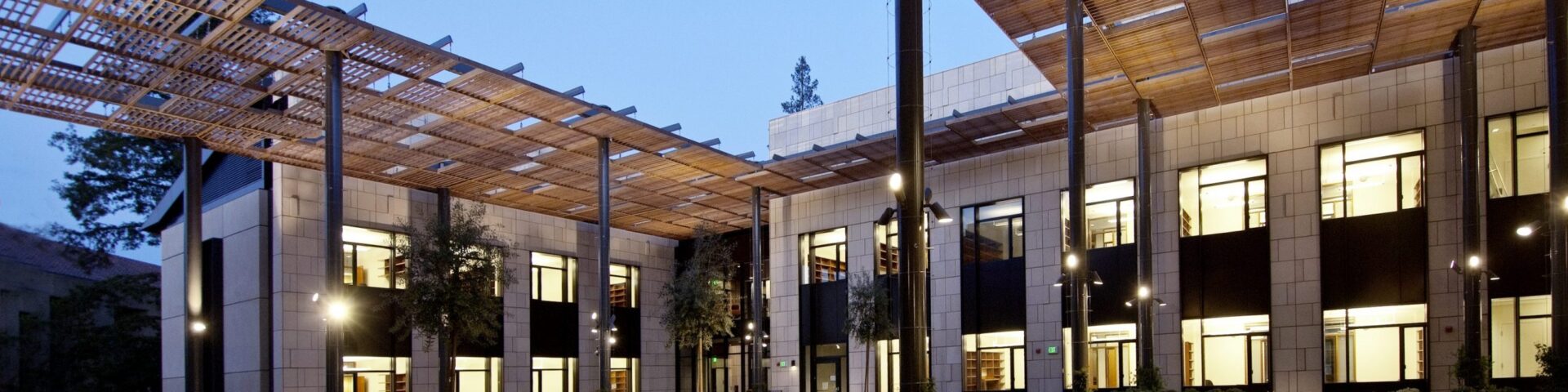 Stanford University William H. Neukom Law Building