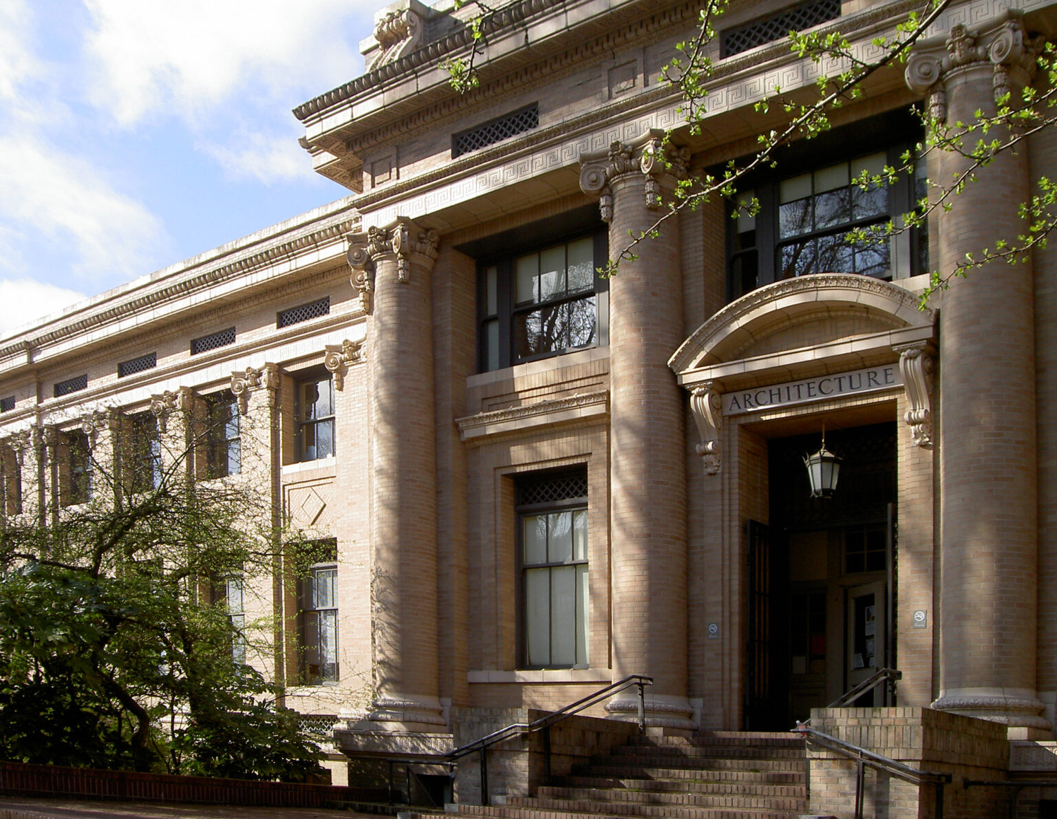 Projects: UW Architecture Hall Renovation